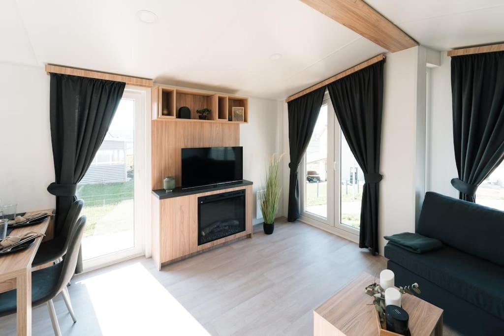 Gemuetliches Voll Ausgestattes Tiny House Appartement Vilseck Buitenkant foto