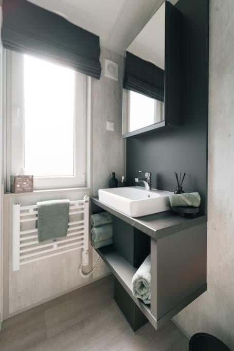 Gemuetliches Voll Ausgestattes Tiny House Appartement Vilseck Buitenkant foto
