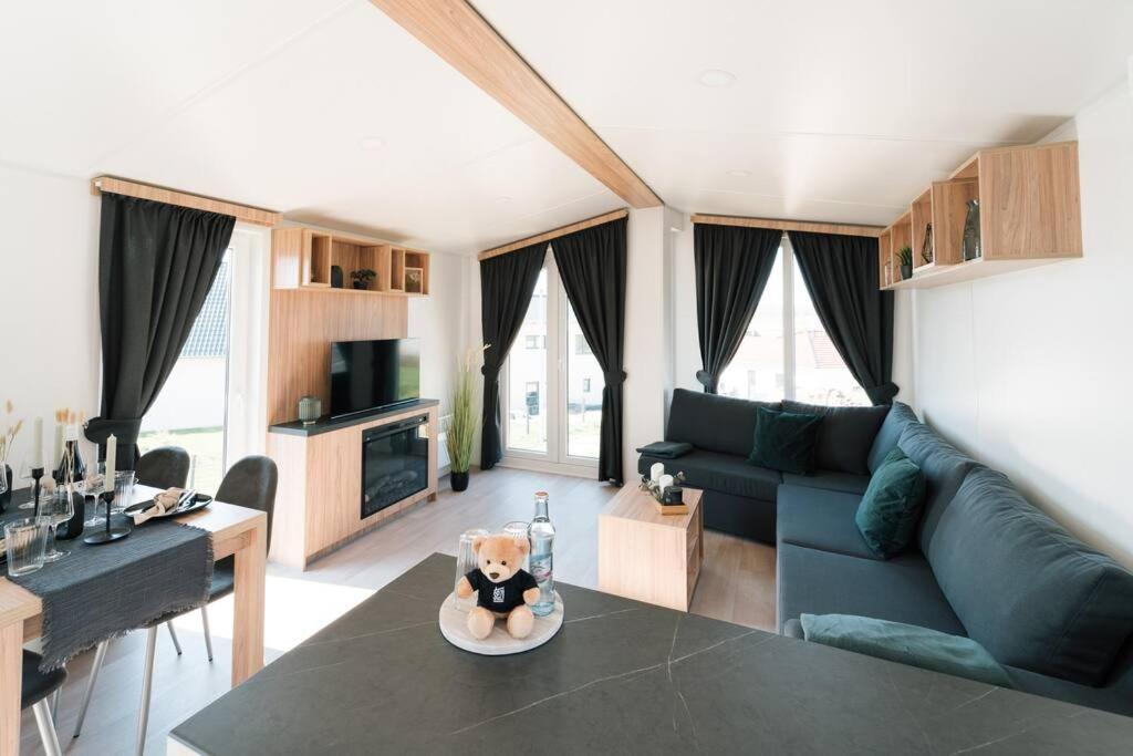Gemuetliches Voll Ausgestattes Tiny House Appartement Vilseck Buitenkant foto